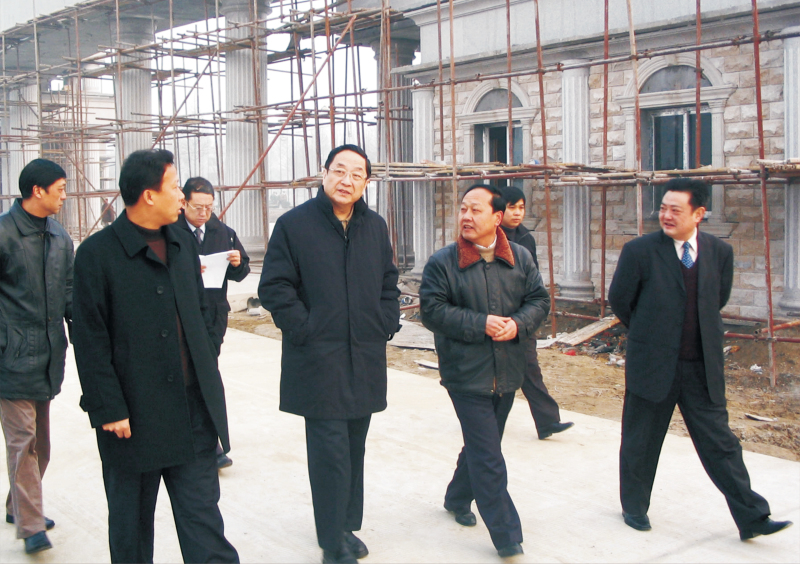 2005年1月14日，中共中央政治局委員、湖北省委書記俞正聲來公司調(diào)研